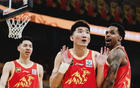 紅衣男多次鬧事，身份曝光！慣犯再現(xiàn)，遼籃主場惹事，廣廈嚴懲不貸。